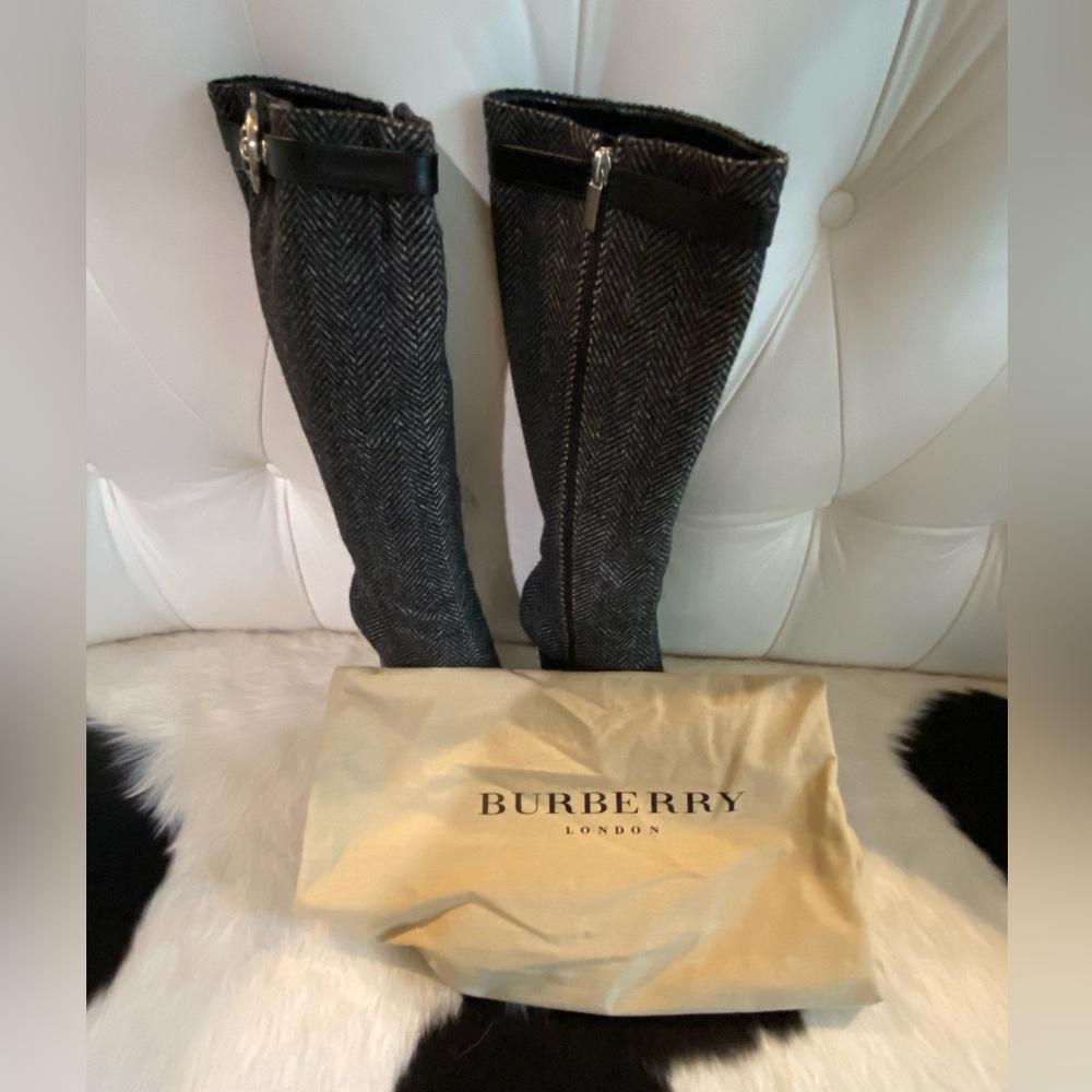 Burberry Herringbone Heeled Boots - Picture 7 of 7
